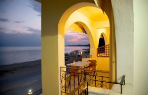 AggelinaSeaSide_b1_07